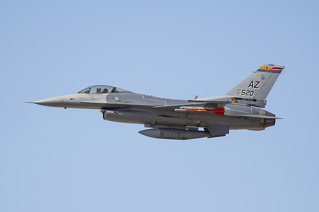 General Dynamics F-16C Fighting Falcon 88-0520 "El Tigre"