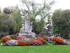 Monument to Michel Servetus by Joseph Bernard in the Public Garden of Vienne, October 2022