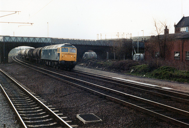 47293 at Bedford - 31 March 1983
