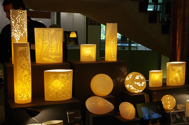 Porcelain lamps