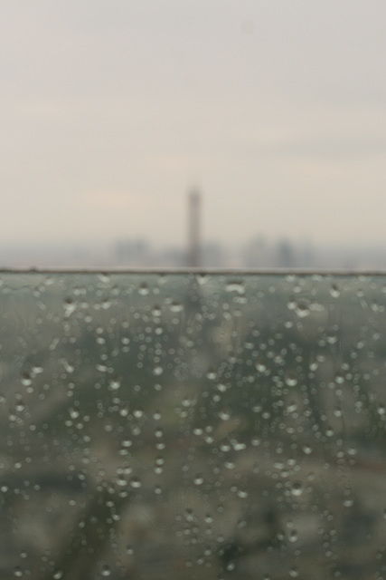 rainy eiffel