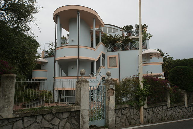 Art Deco Villa In San Remo