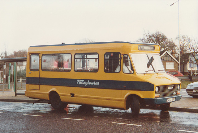 Tillingbourne Bus Company G402 DPD in Farnborough – 2 Dec 1992 (185-14)