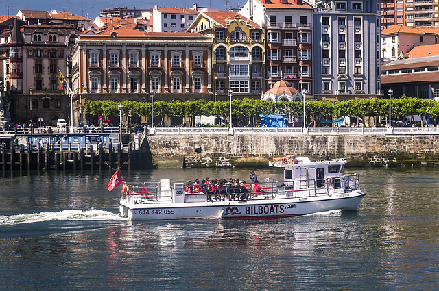 turismo por la ría de Bilbao