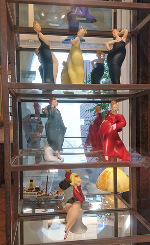 Vitrine des Grauens.