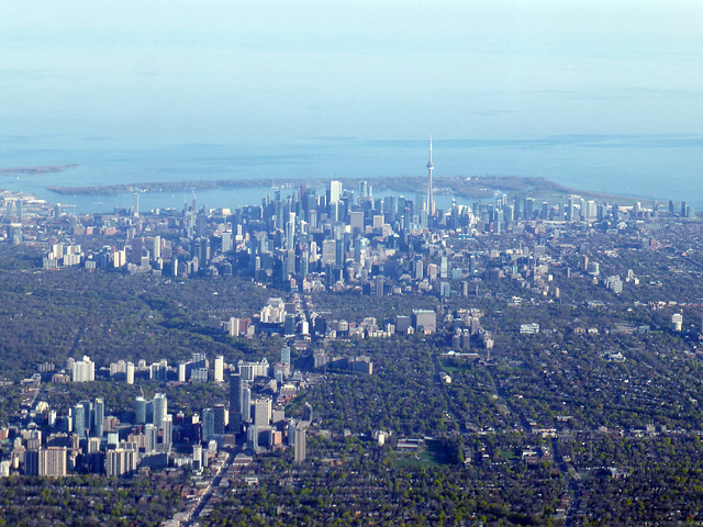 Toronto in the Evening - 17 May 2019