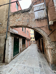 Venice 2022 – Half gate