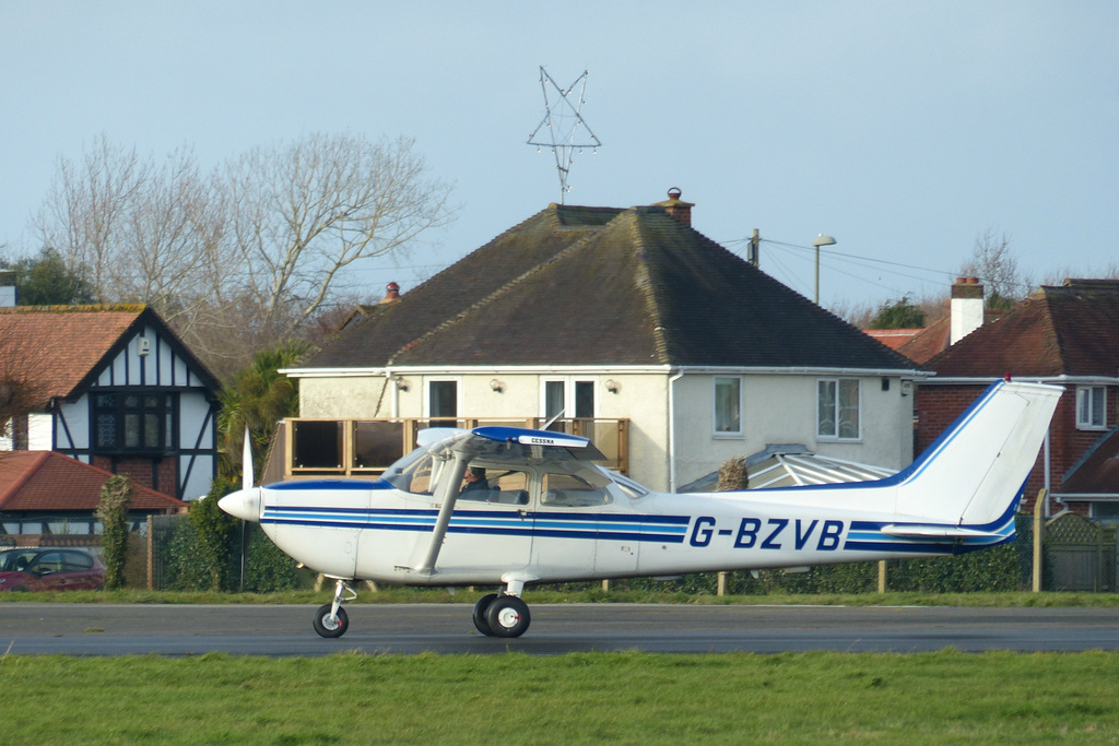 G-BZVB at Solent Airport (1) - 22 December 2019