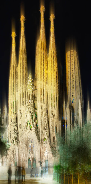 BARCELONA la SAGRADA FAMILIA de ANTONI GAUDI