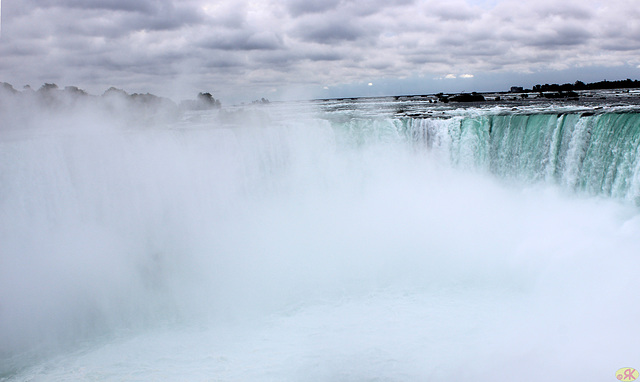 2022-08-04 11 Niagara akvofaloj