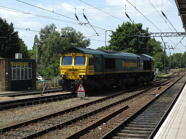 Class 6600032