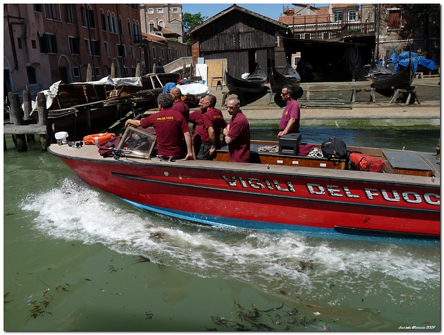 #10Fire fighters in Venice