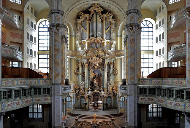 Altar der Frauenkirche in Dresden + 1 PiP