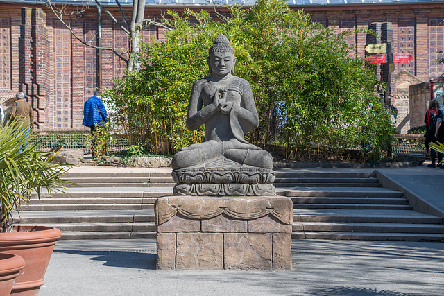 Statue vor'm Elefantentempel