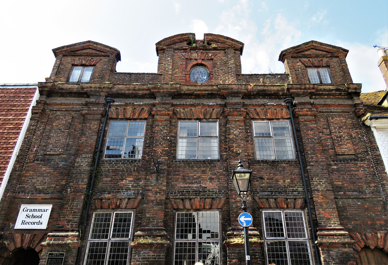 peacock's school, rye, sussex (2)c17 brick artisan mannerism of 1636