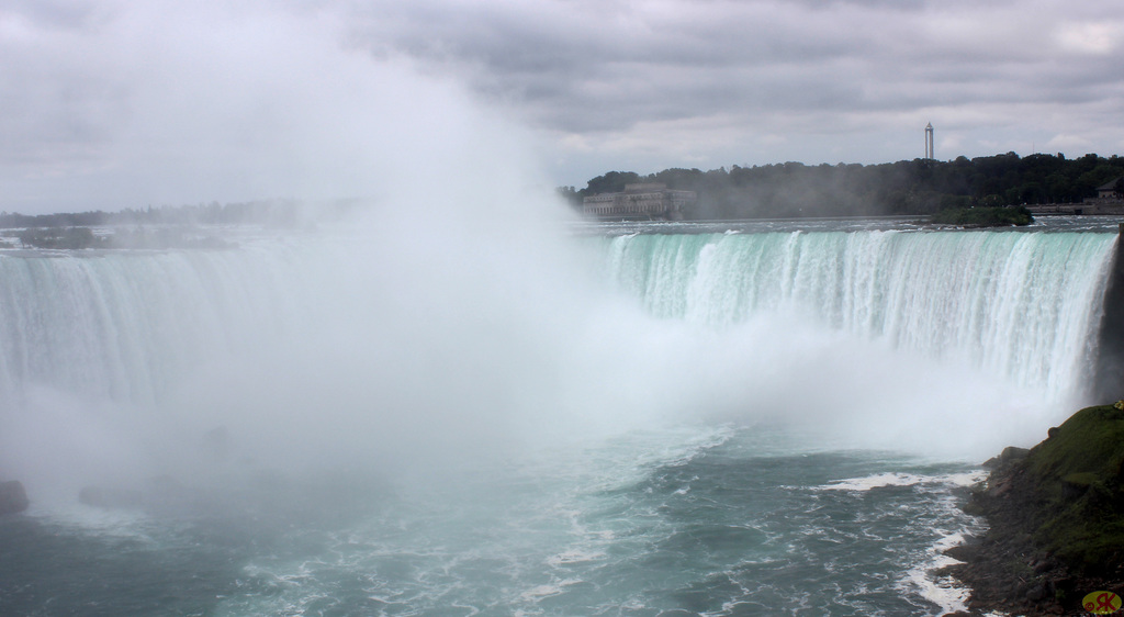 2022-08-04 23 Niagara akvofaloj