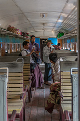 Eisenbahnfahrt von Kalaw nach Shwe Nyaung (© Buelipix)