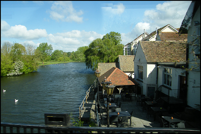 Bridge House riverside pub