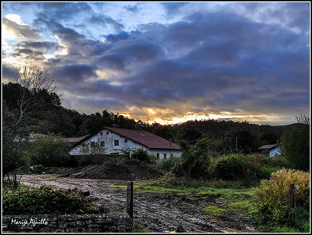 Rompe el amanecer en Jugatxi