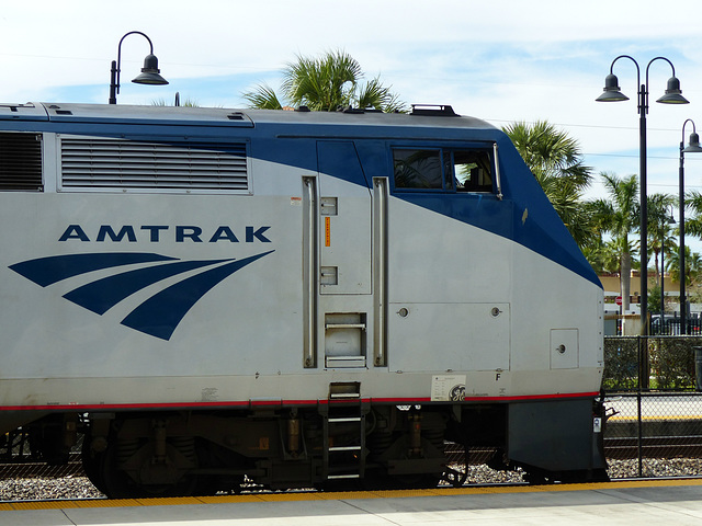 Amtrak No. 60 at West Palm Beach (2) - 29 January 2016