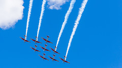 das PC-7 TEAM der Schweizer Luftwaffe über dem Lago di Lugano ... P.i.P. (© Buelipix)