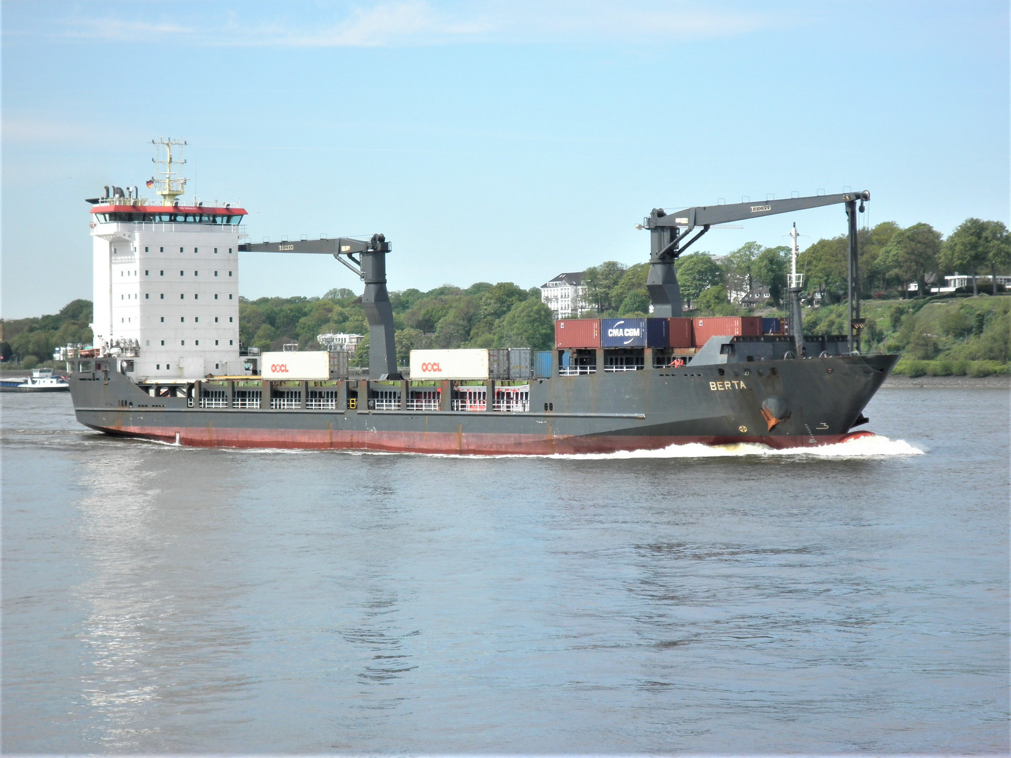 Feeder-Containerschiff    Berta