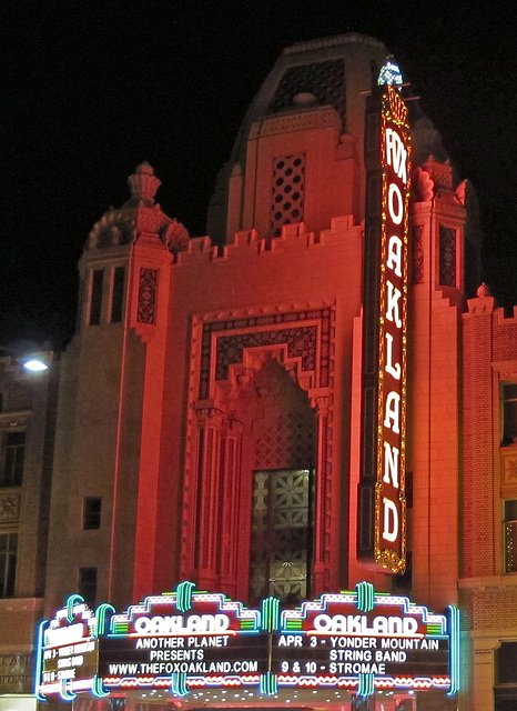 Fox Oakland (0974)