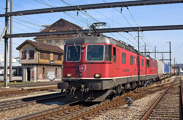 100324 Re10 10 Pratteln C