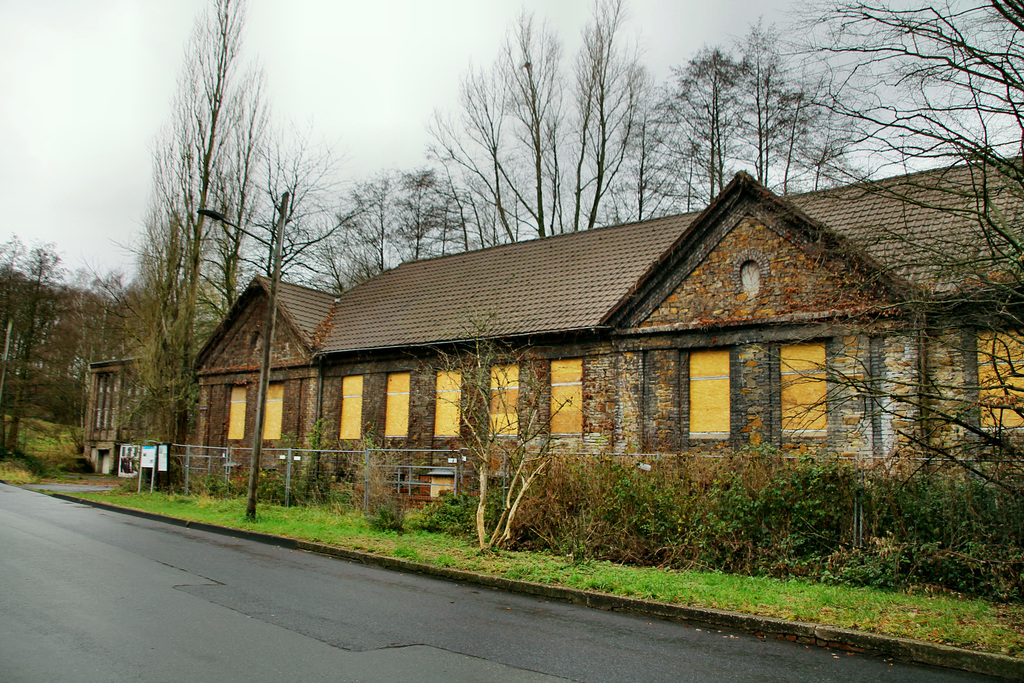 Zeche Klosterbusch 1/2, ehemaliges Bürogebäude (Bochum-Querenburg) / 7.12.2019