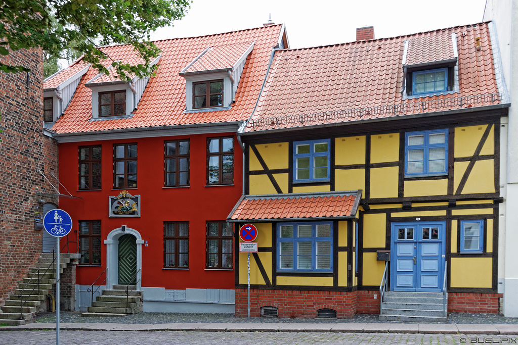 Fassaden in Stralsund (© Buelipix)