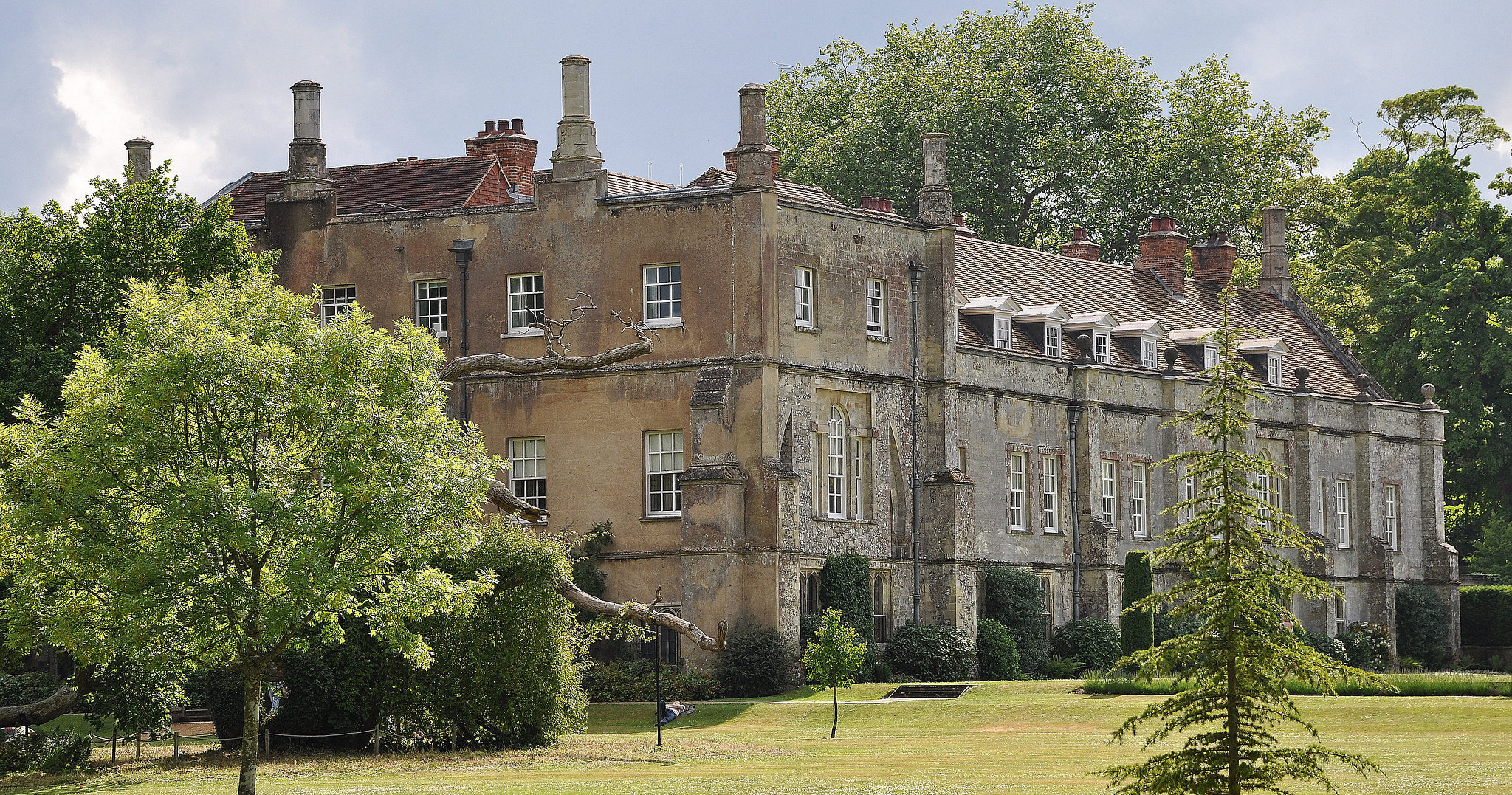 Mottisfont House