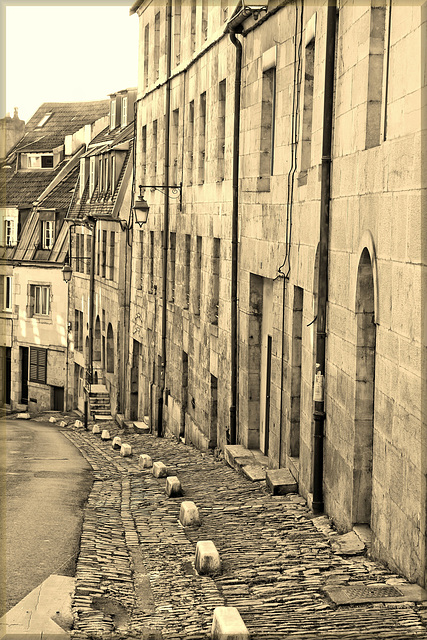 Besançon (25) 23 décembre 2013. Rue des frères Mercier.