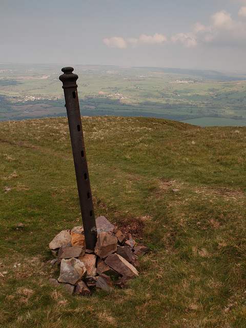 Fence post on Crag Fell