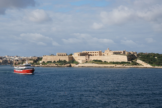 Ferry Crossing Marsamxett Harbour