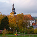 Herbstlicher Blick auf St. Johannes von der Weserbrücke aus