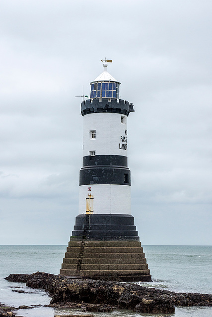 Penmon lighthouse4