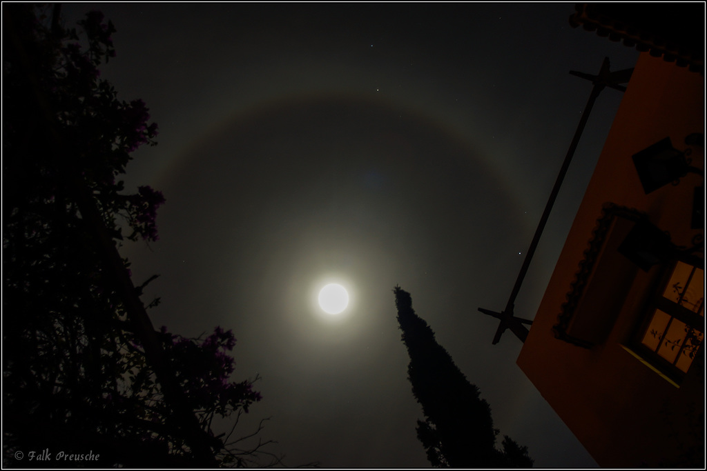 Vollmond über der Finca