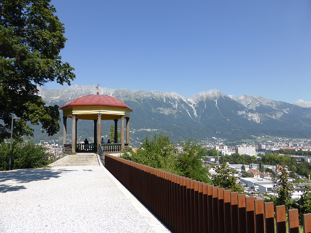 Aussicht vom Berg Isel auf Innsbruck