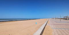 Plage déserte du désert.....