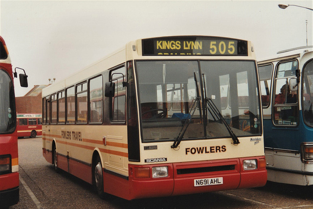 Fowlers Travel N691 AHL in King's Lynn – 6 Apr 1996 (306-03)
