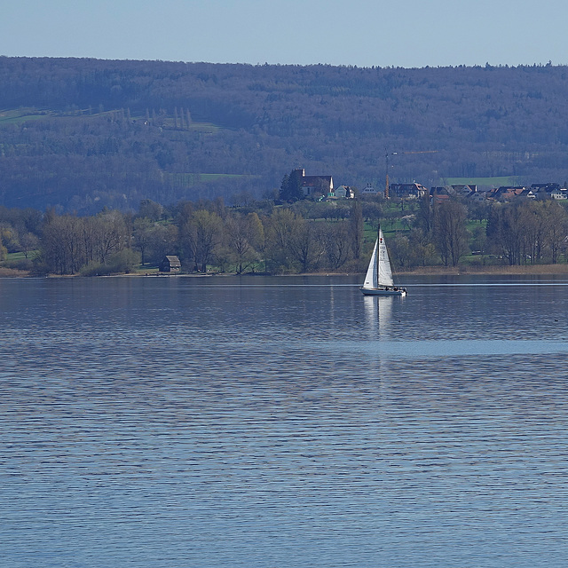 HBM - Imagine, there must be a bench on the boat :))