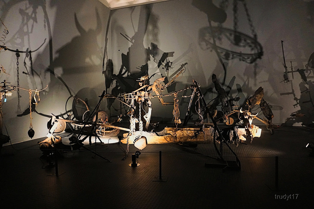 Jean Tinguely - Machinespektakel