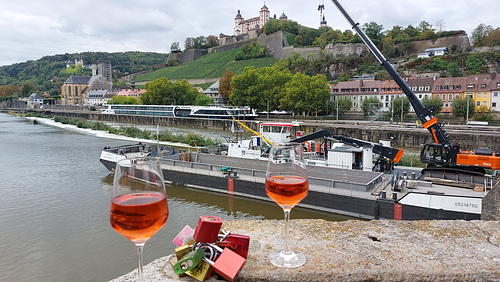 auf der Alten Mainbrücke