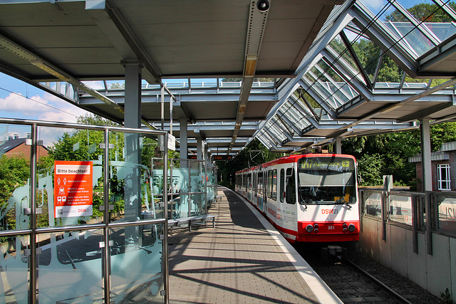 Haltestelle "Dortmund-Westerfilde" der Linie U47 / 11.07.2020