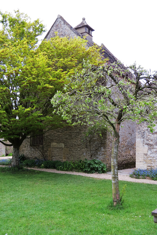 kelmscott manor house, oxon