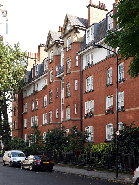 London - Flaxman Terrace, Holborn 2014-10-01