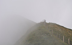 HFF ... with a fence to nowhere (© Buelipix)