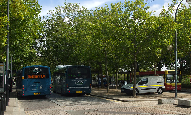 DSCF4991 Buses in Milton Keynes - 1 Sep 2016