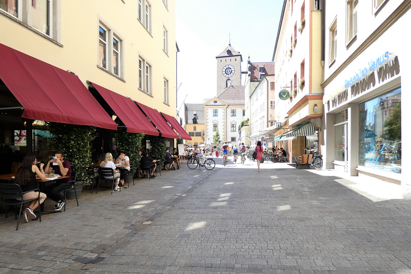 Blick zum Rathausturm