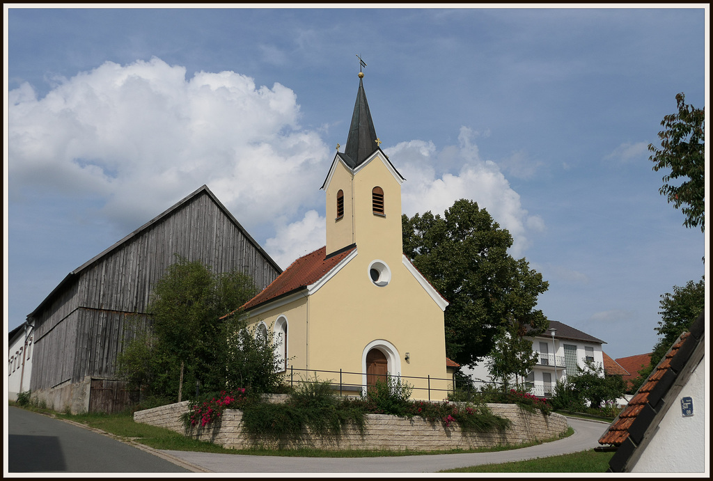 Freihausen, Ortskapelle St. Maria, „Zu unserer lieben Frau“